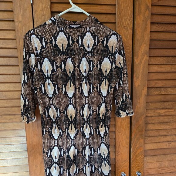 White House Black Market Women's Small Animal Print Blouson Dress - Picture 3 of 6